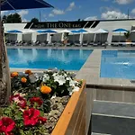The One Boutique 4*