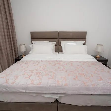 Hotel The One Boutique 4*