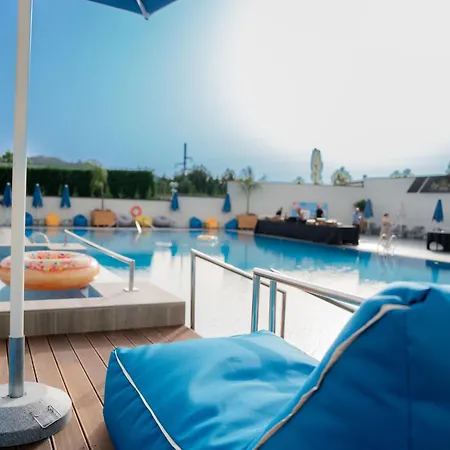 The One Boutique فندق