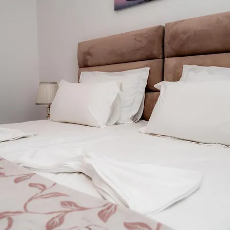 Hotel The One Boutique 4*