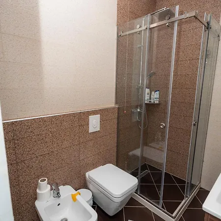 The One Boutique فندق