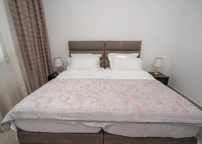 酒店 The One Boutique 4*