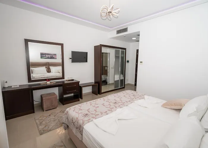 酒店 The One Boutique 4*